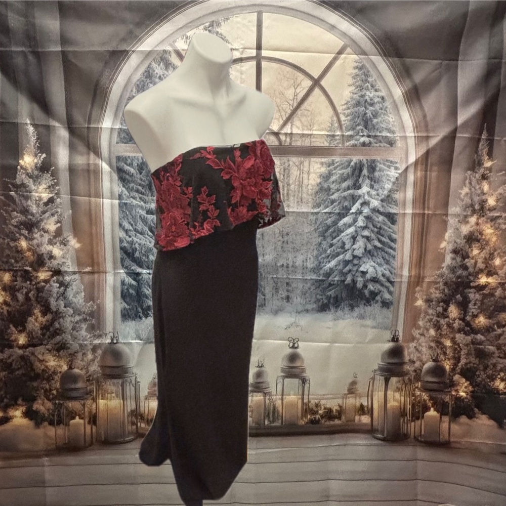 Badgley Mischka Floral Popover Black Gown - Picture 4 of 11